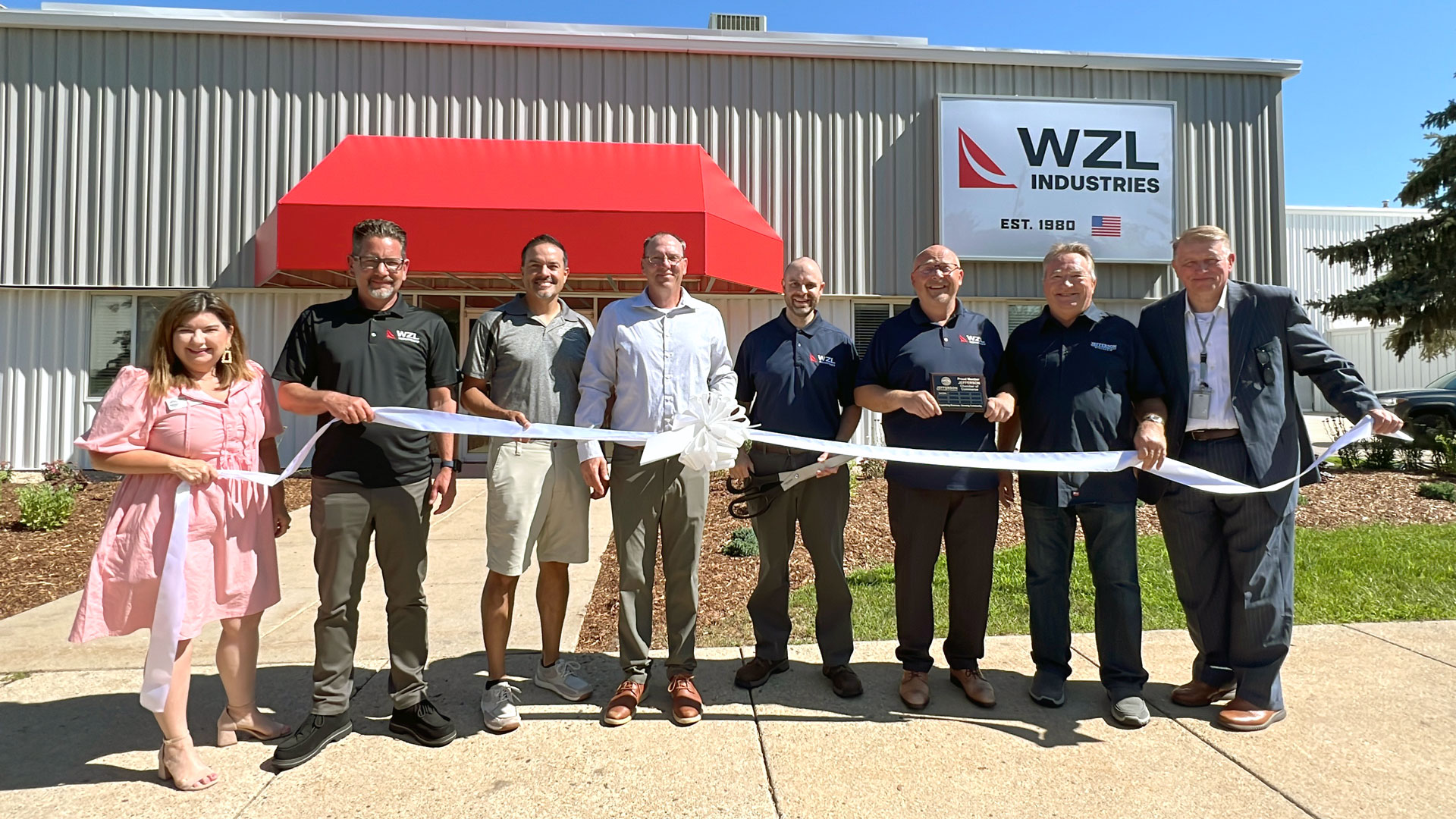 ribbon-cutting-team